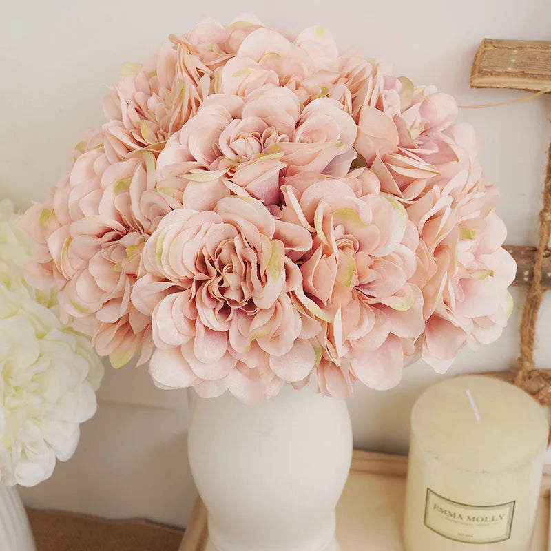 Bouquet de 5 magnifiques pivoines artificielles blanches
