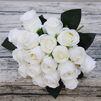 Bouquet de roses artificielles