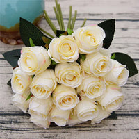 Bouquet de roses artificielles