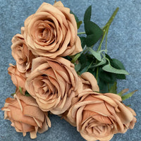 Bouquet de 9 roses artificielles roses