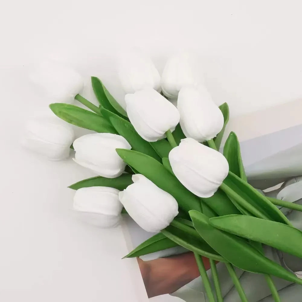 Tulipes artificielles réalistes naturelles