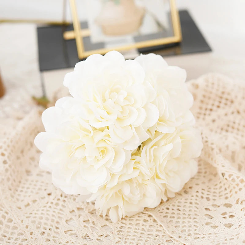 Bouquet de 5 magnifiques pivoines artificielles blanches