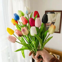 Tulipes artificielles réalistes naturelles