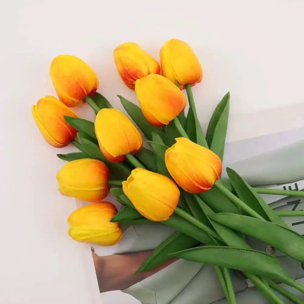 Tulipes artificielles réalistes naturelles