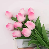 Tulipes artificielles réalistes naturelles