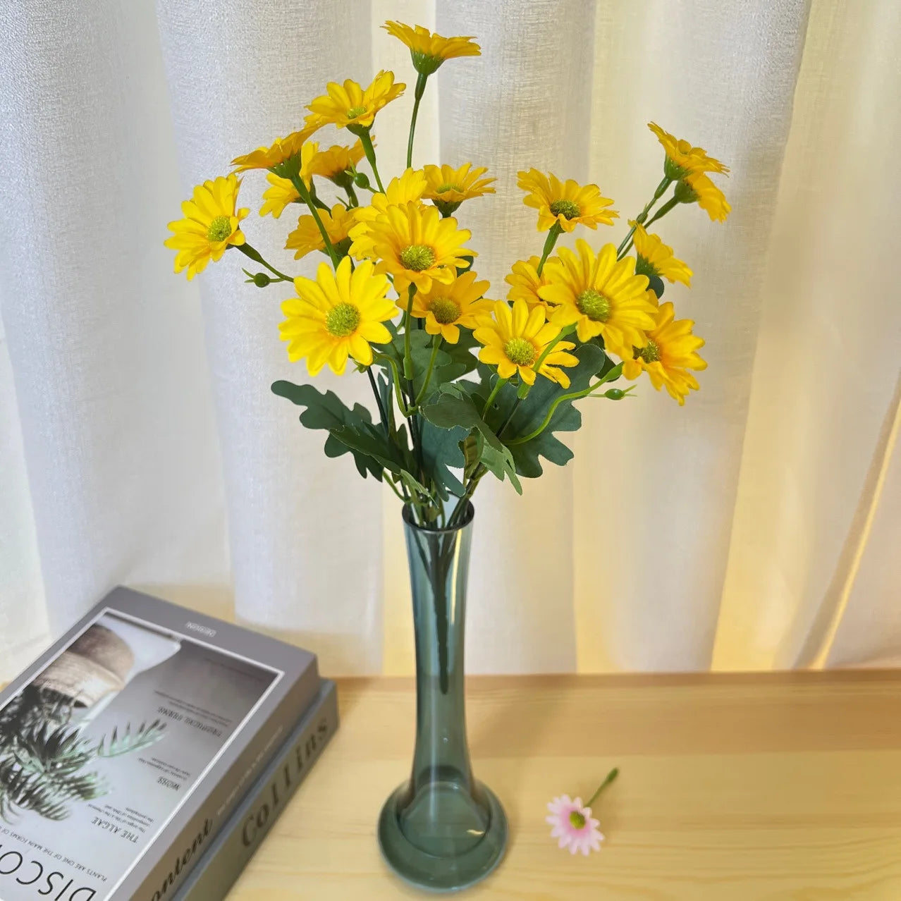 Bouquets de marguerites artificielles
