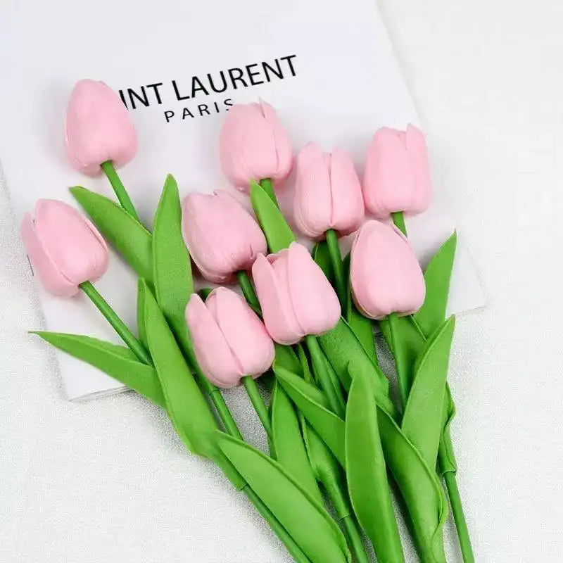 Tulipes artificielles réalistes naturelles