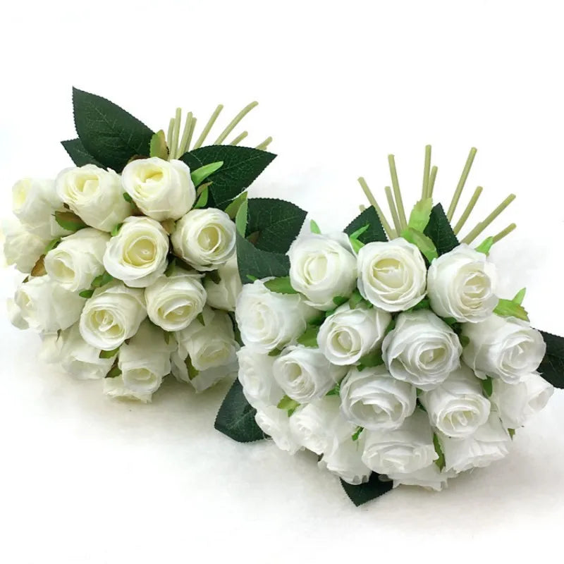 Bouquet de roses artificielles