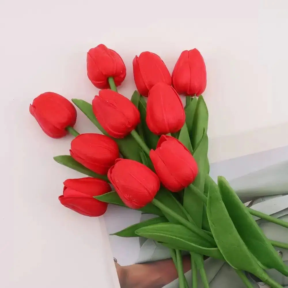 Tulipes artificielles réalistes naturelles
