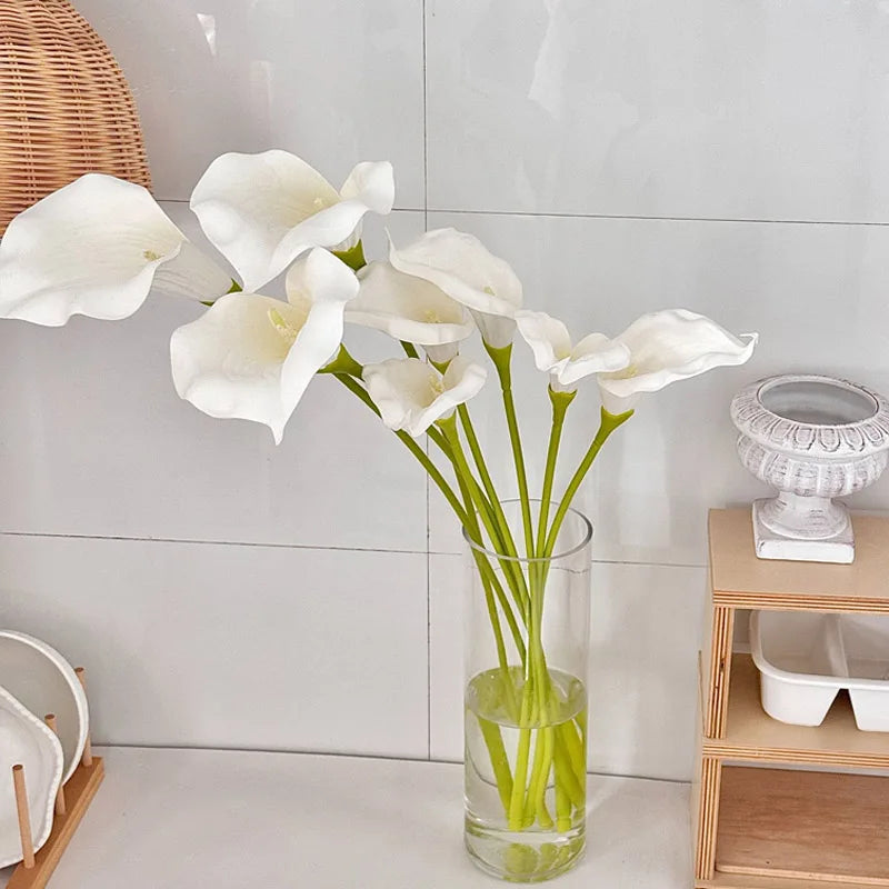 5 fleurs de lys calla artificielles pour la décoration de table