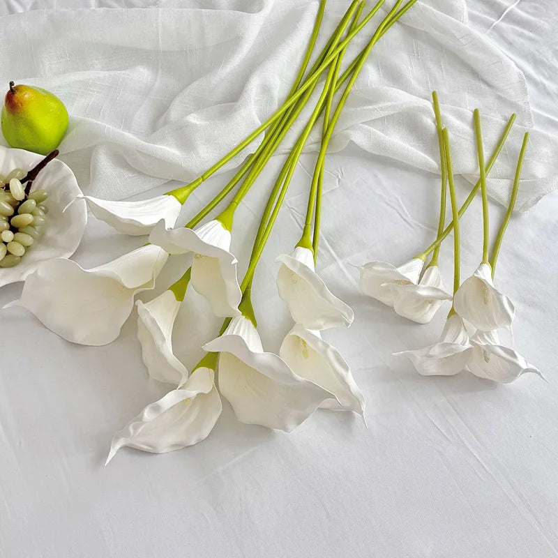 5 fleurs de lys calla artificielles pour la décoration de table