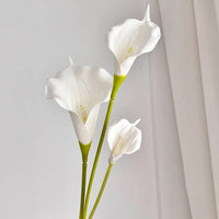 5 fleurs de lys calla artificielles pour la décoration de table
